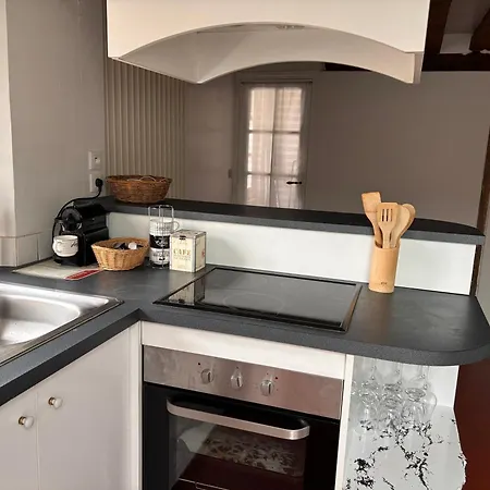 Appartement Atypique A Deux Pas Du Chateau De