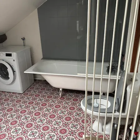 Atypique A Deux Pas Du Chateau De Appartement